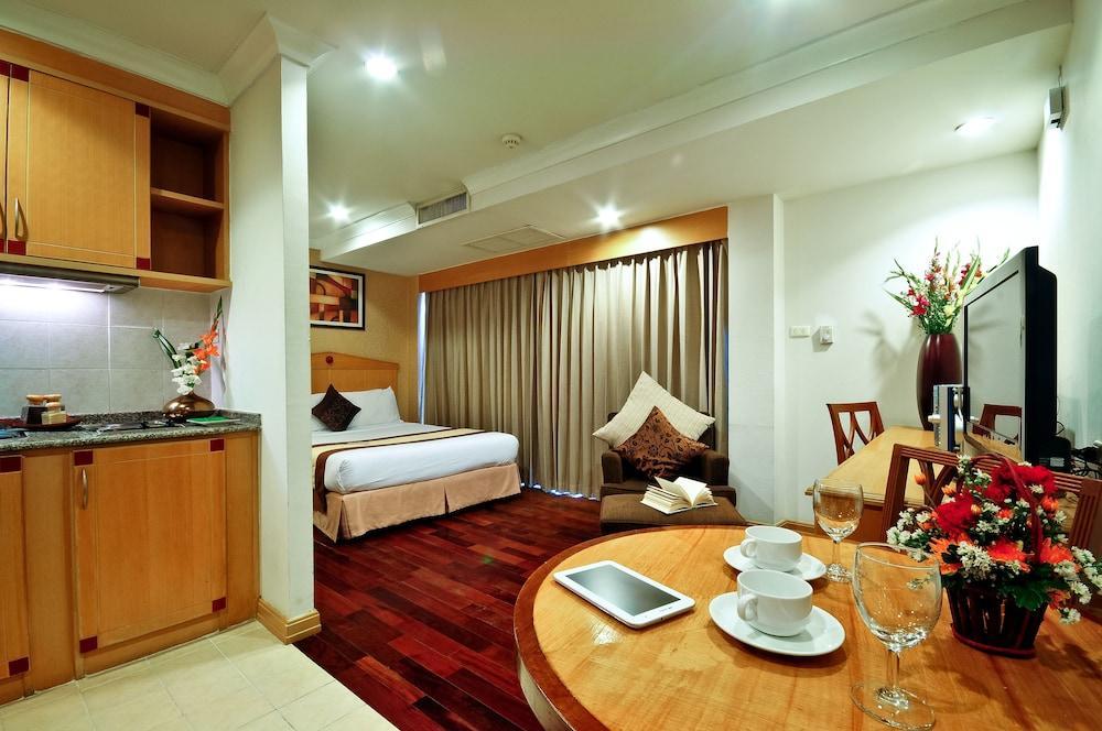 Admiral Suites Bangkok Zewnętrze zdjęcie